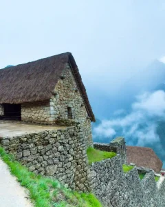 MACHU PICCHU TOUR BY CAR AND BY TRAIN 2D – 1N