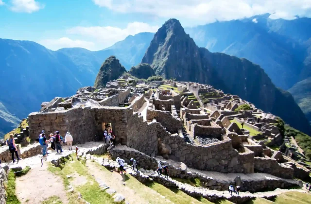 INCA JUNGLE TRAIL 4 DAYS TO MACHU PICCHU