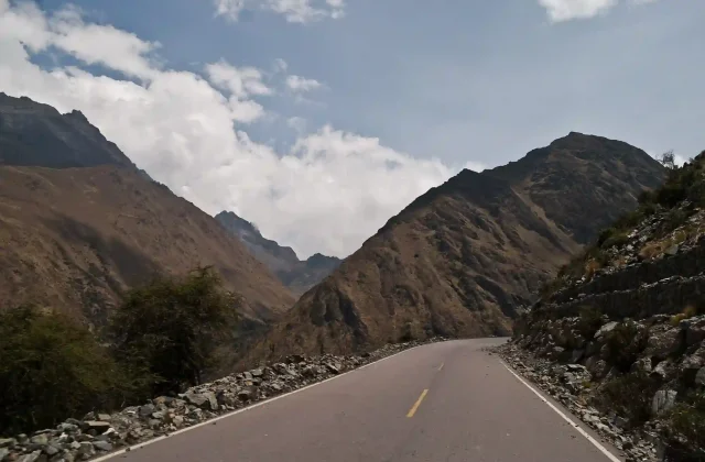 SACRED VALLEY OF THE INCAS FULL-DAY TOUR